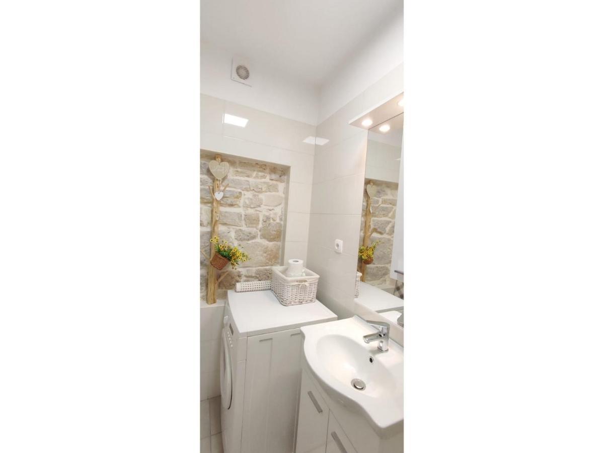 House Kuna Bristane Экстерьер фото